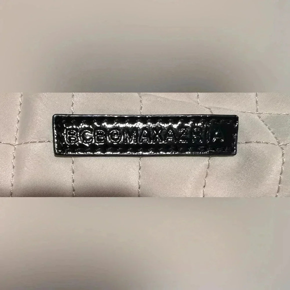 BCBGMAXAZRIA | ladies large quilted tote bag - Picture 10 of 16